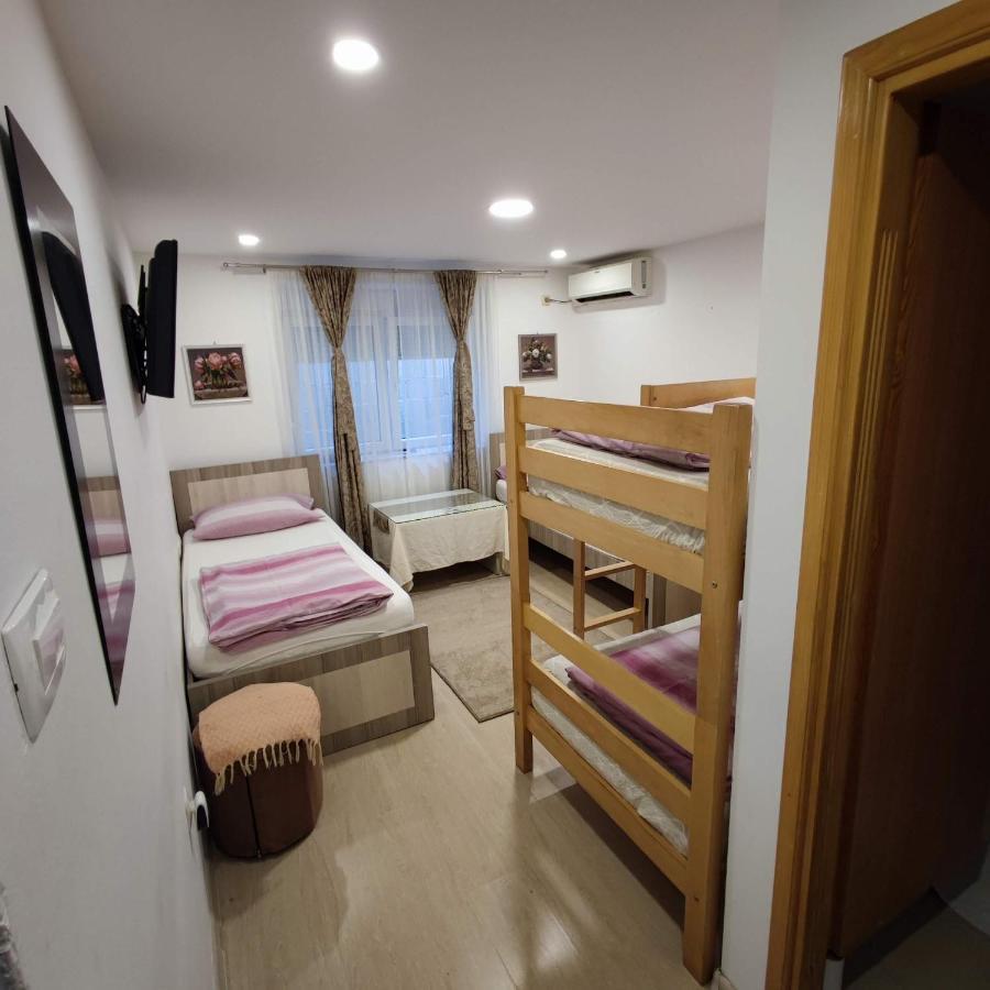 Apartments And Rooms Lena モスタル エクステリア 写真