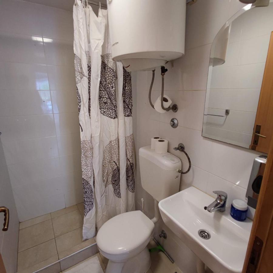 Apartments And Rooms Lena モスタル エクステリア 写真