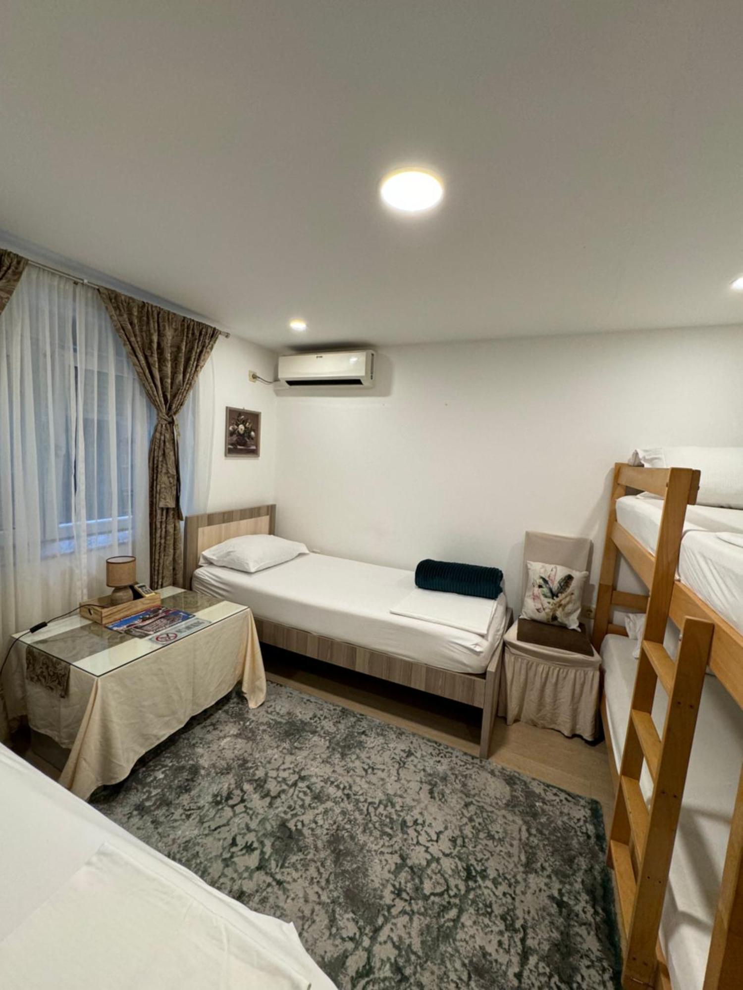 Apartments And Rooms Lena モスタル エクステリア 写真